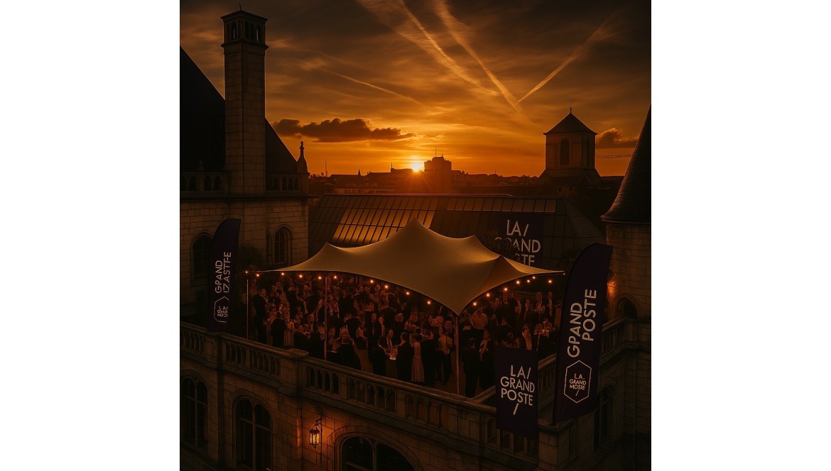 Créer une ambiance lumineuse sous une tente étoile ou bédouine : l’élégance d’un salon… à ciel ouvert Créer une ambiance lumineuse sous une tente étoile ou bédouine : l’élégance d’un salon… à ciel ouvert